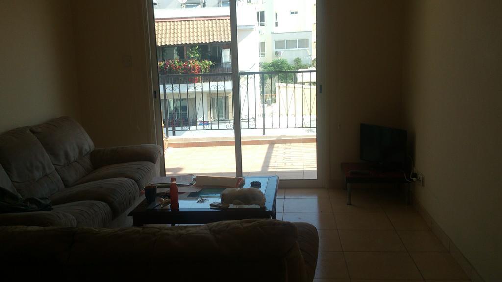 Carisa Olympic Court Apartment Ларнака Стая снимка