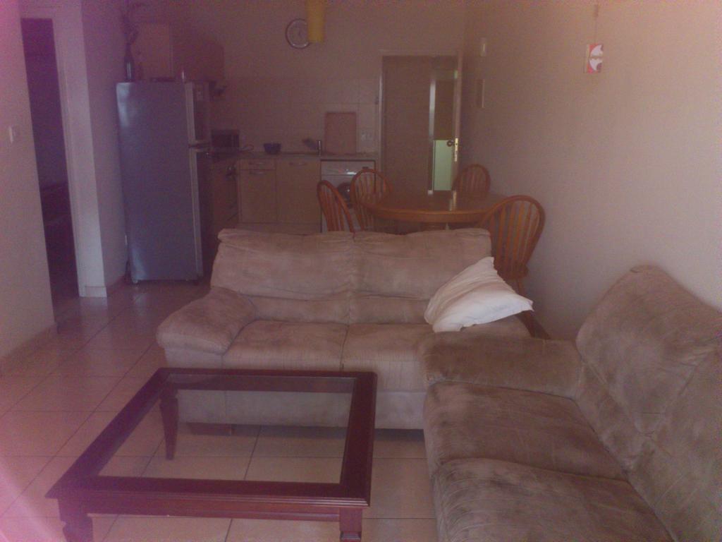 Carisa Olympic Court Apartment Ларнака Стая снимка